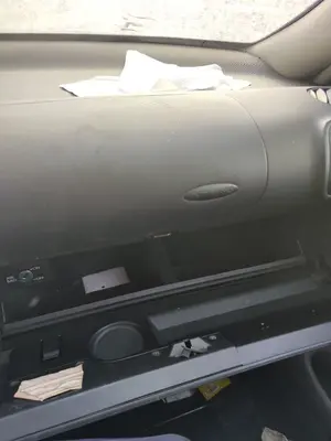 Foto de AIRBAG DELANTERO DERECHO SEAT LEON (1M1) 1.6  (101 CV / 74 KW) referencia 1J0880204K