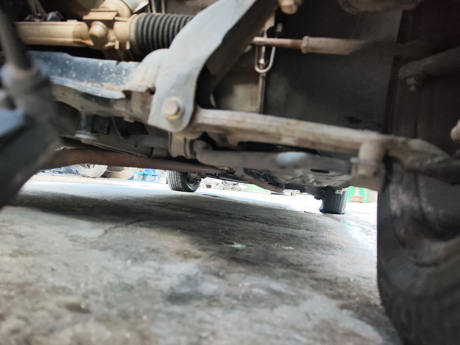 Foto de BRAZO SUSPENSION DELANTERO IZQUIERDO FIAT II PUNTO (188) BERLINA 1.2 CAT (60 CV / 44 KW)