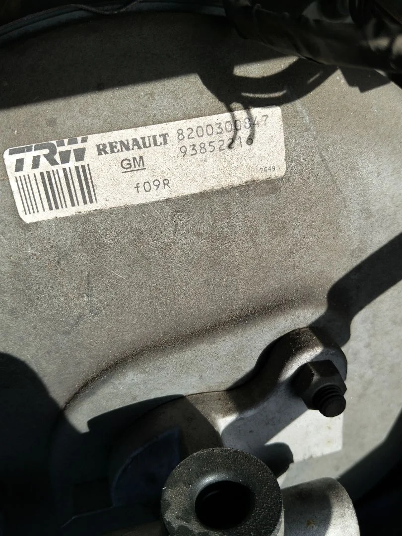 Foto de SERVOFRENO RENAULT TRAFIC II COMBI 1.9 Diesel (101 CV / 74 KW)