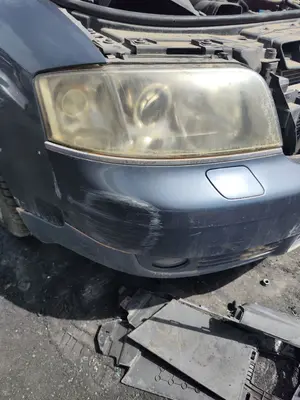Foto de FARO DERECHO AUDI A6 BERLINA (4B2) 2.5 V6 24V TDI (180 CV / 132 KW) referencia 4B0941030AB foto 3