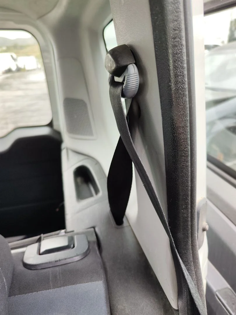 Foto de CINTURON SEGURIDAD TRASERO IZQUIERDO FIAT II DOBLÒ (152) 1.6 JTDM 16V CAT (105 CV / 77 KW)