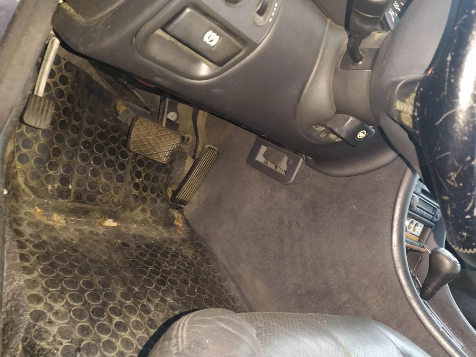 Foto de PEDAL ACELERADOR MERCEDES-BENZ CLK (BM 208) COUPE 3.2 V6 18V CAT (218 CV / 160 KW)