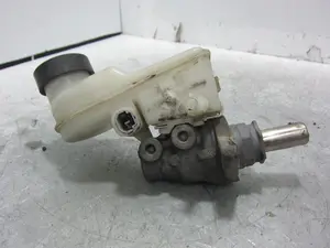 Foto de BOMBA FRENO TOYOTA YARIS (NCP1/NLP1/SCP1) 1.4 Turbodiesel CAT (75 CV / 55 KW) referencia 4720752012