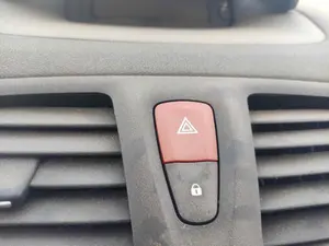 Foto de WARNING RENAULT MEGANE III SPORT TOURER 1.6 16V (110 CV / 81 KW) referencia 8200214896A