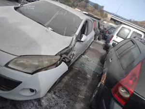 Foto de MANGUETA DELANTERA IZQUIERDA RENAULT MEGANE III BERLINA 5P 2.0 16V (140 CV / 103 KW) referencia 400147163R