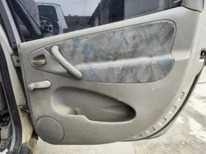 Foto de GUARNECIDO PUERTA TRASERA DERECHA CITROEN XSARA PICASSO 1.6 HDi CAT (9HY / DV6TED4) (109 CV / 80 KW) referencia 9330QJ