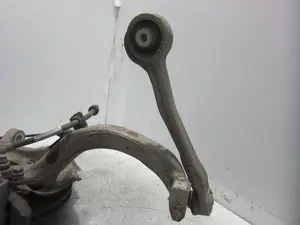 Foto de BRAZO SUSPENSION DELANTERO DERECHO AUDI A4 CABRIOLET (8H) 2.0 TDI (140 CV / 103 KW) foto 2