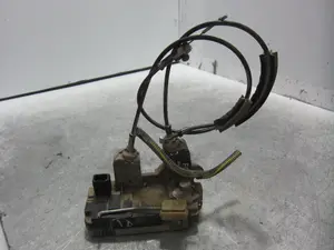 Foto de CERRADURA PUERTA TRASERA DERECHA OPEL VECTRA C BERLINA 2.0 DTI (101 CV / 74 KW) referencia 24447346 foto 6