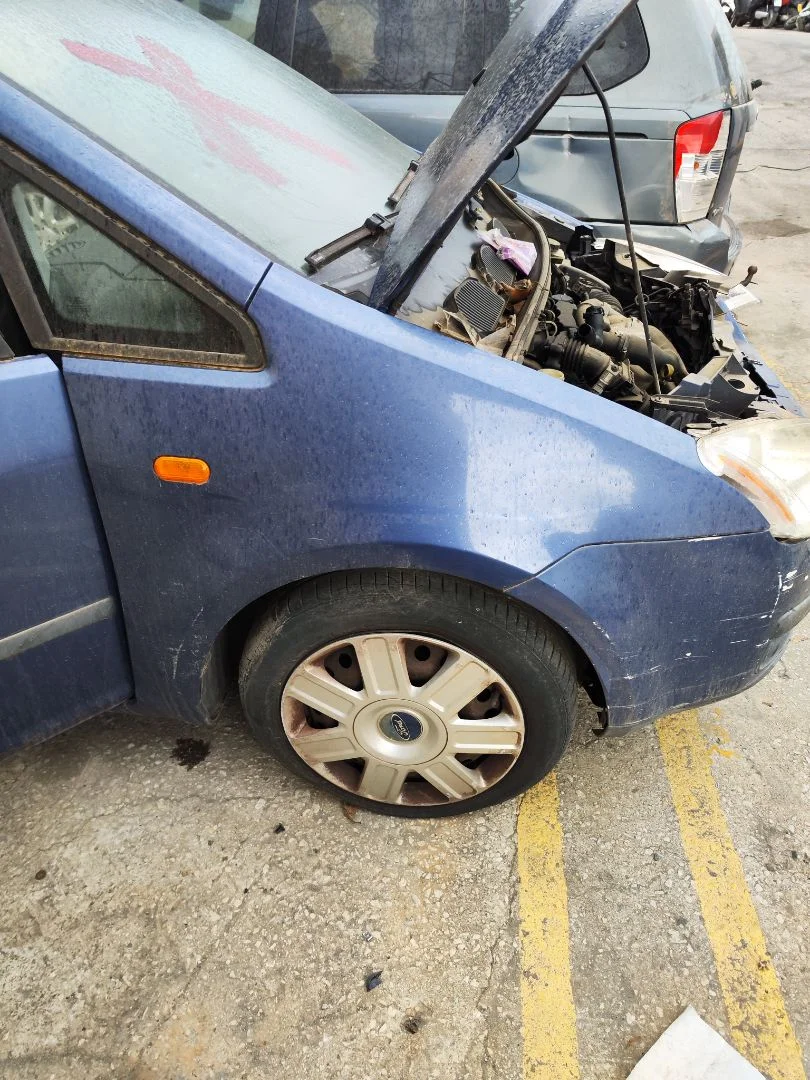 Foto de ALETA DELANTERA DERECHA FORD FOCUS C-MAX (CAP)(2003) 1.6 TDCi CAT (109 CV / 80 KW) referencia 1474083
