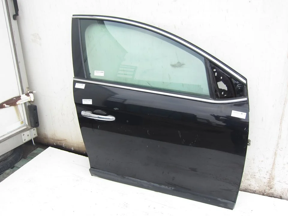 Foto de PUERTA DELANTERA DERECHA LANCIA DELTA (181) 1.6 Diesel CAT (120 CV / 88 KW)