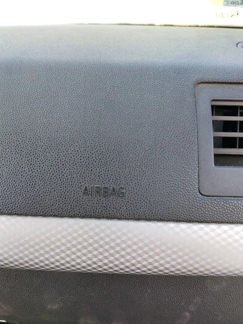 Foto de AIRBAG DELANTERO DERECHO OPEL ASTRA H GTC 1.9 CDTI (120 CV / 88 KW)