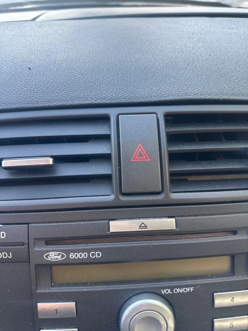 Foto de WARNING FORD FOCUS C-MAX (CAP)(2003) 1.6 TDCi CAT (109 CV / 80 KW)