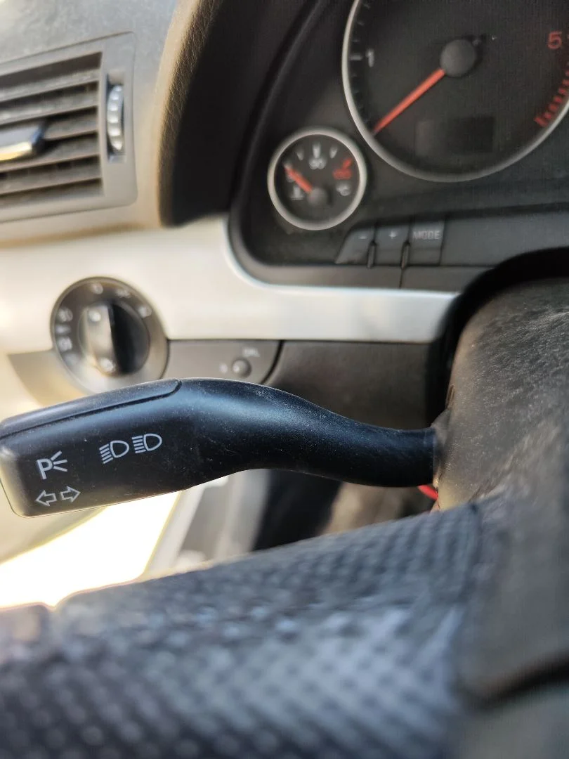 Foto de MANDO INTERMITENTES AUDI A4 AVANT (8E) 3.0 V6 24V TDI (233 CV / 171 KW)