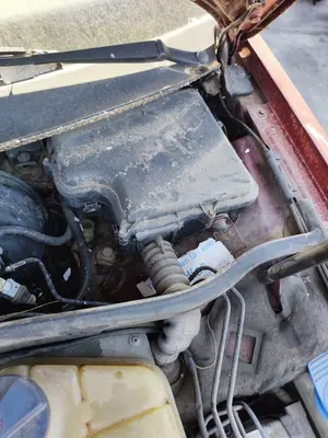 Foto de CAJA PRECALENTAMIENTO VOLKSWAGEN PASSAT BERLINA (3B2) 1.9 TDI (116 CV / 85 KW)