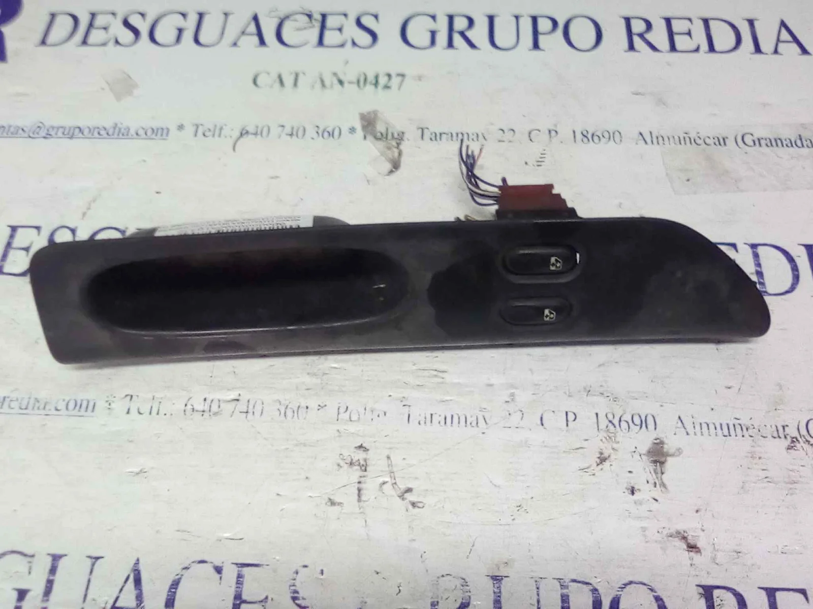Foto de MANDO ELEVALUNAS DELANTERO IZQUIERDO RENAULT LAGUNA (B56) 1.9 dTi Diesel CAT (98 CV / 72 KW) referencia 7700822333
