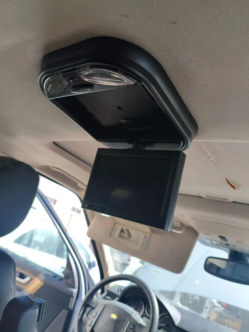 Foto de PANTALLA MULTIFUNCION LAND ROVER RANGE ROVER SPORT 4.4 V8 CAT (299 CV / 220 KW)
