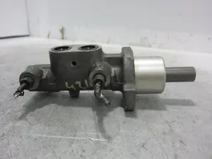 Foto de BOMBA FRENO PEUGEOT 206 1.4 HDi (68 CV / 50 KW) referencia 4601F8 foto 3