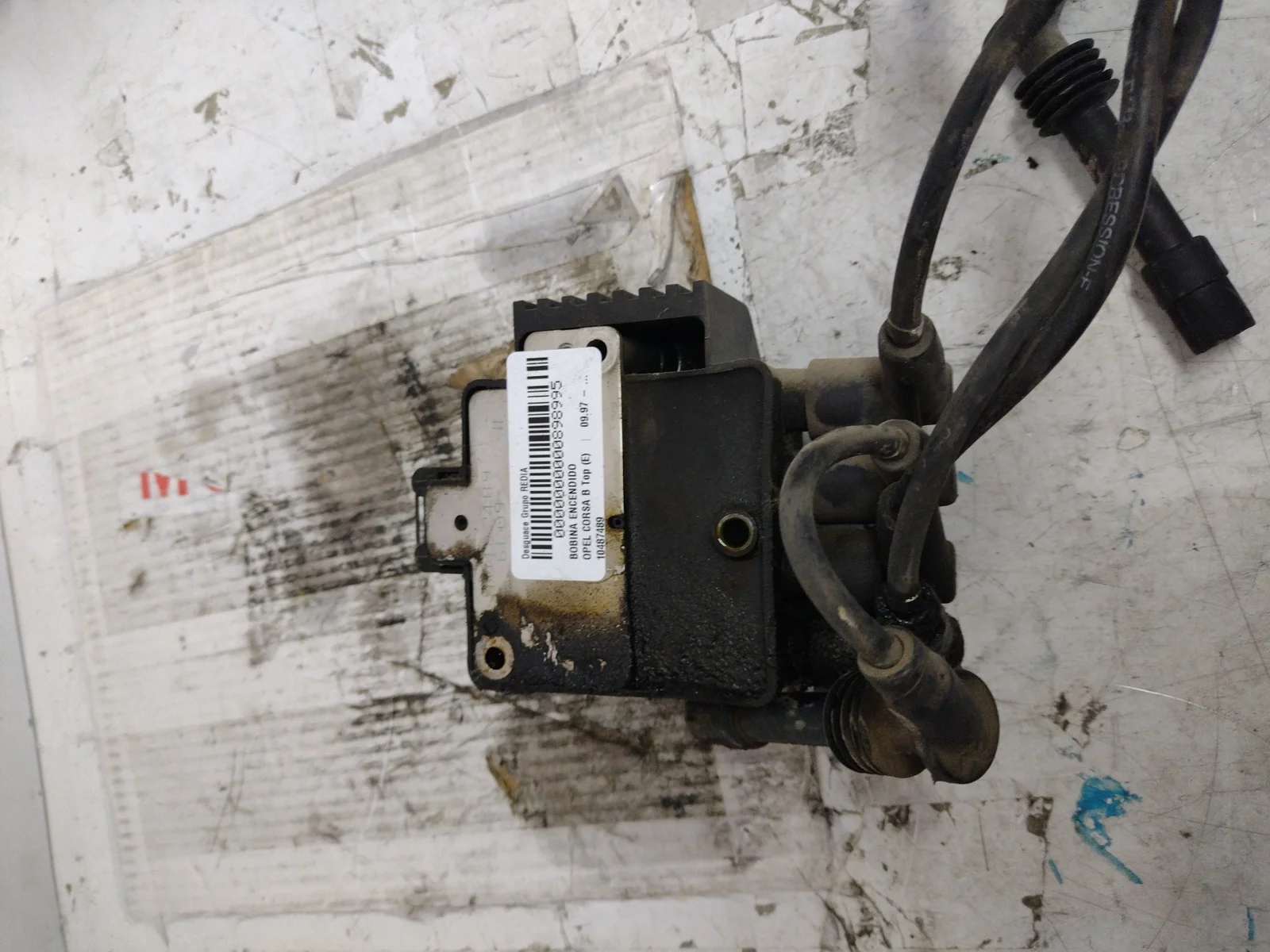 Foto de BOBINA ENCENDIDO OPEL CORSA B 1.4 CAT (2H6) (60 CV / 44 KW) referencia 10487489