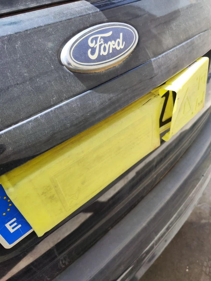 Foto de CERRADURA MALETERO / PORTON FORD C-MAX (CB3)(2007) 1.8 TDCi Turbodiesel CAT (116 CV / 85 KW)