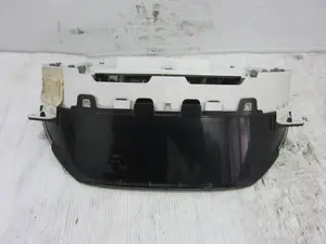 Foto de CUADRO INSTRUMENTOS FORD FOCUS BERLINA (CAK) 1.8 TDDI Turbodiesel CAT (90 CV / 66 KW) referencia 98AP10841BC foto 4