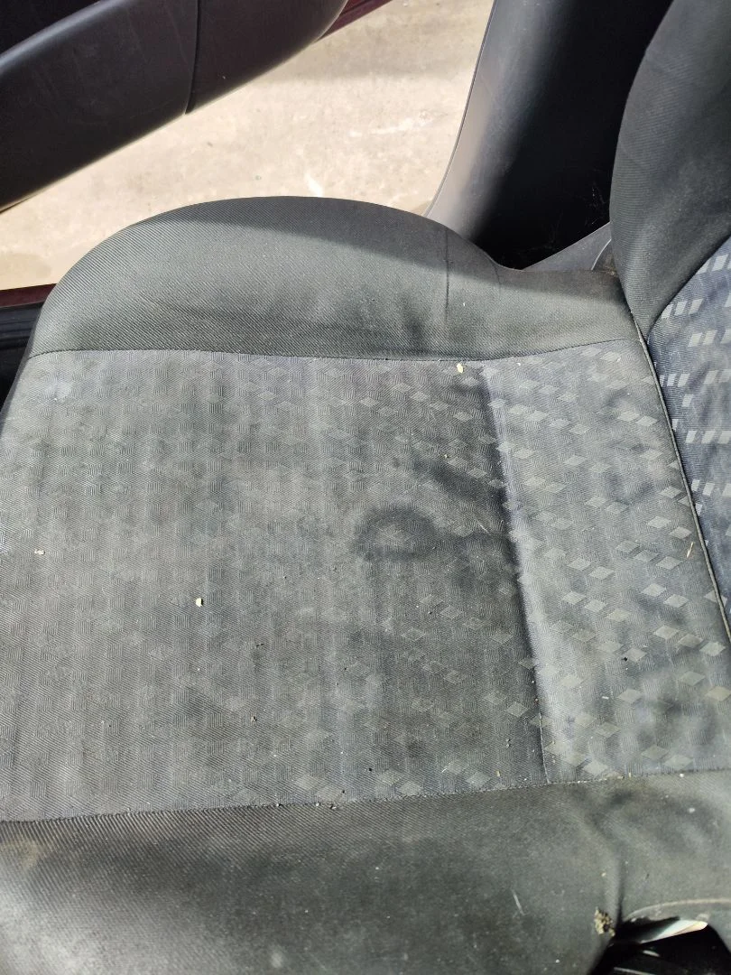 Foto de ASIENTO DELANTERO DERECHO FORD FOCUS BERLINA (CAK) 1.6 16V CAT (101 CV / 74 KW)
