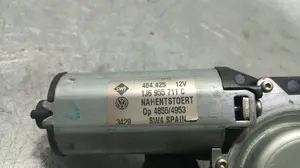 Foto de MOTOR LIMPIA TRASERO VOLKSWAGEN GOLF IV BERLINA (1J1)(10.1997) 1.9 TDI (116 CV / 85 KW) referencia 1J6955711C foto 3
