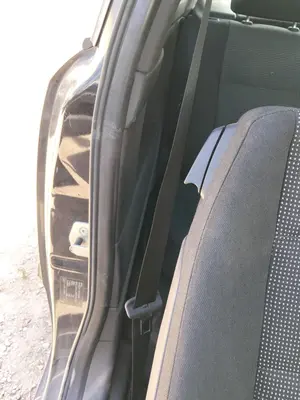 Foto de CINTURON SEGURIDAD DELANTERO DERECHO OPEL ASTRA H GTC 1.9 CDTI (120 CV / 88 KW) referencia 13253566
