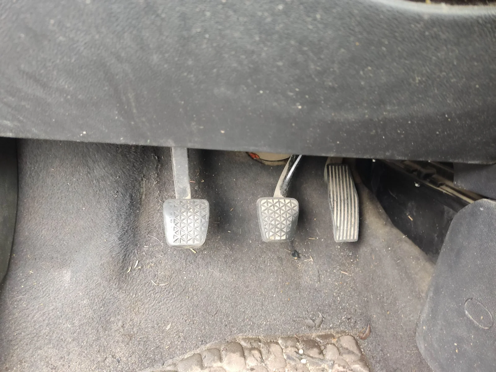 Foto de PEDAL EMBRAGUE OPEL ASTRA H GTC 1.3 16V CDTI CAT (Z 13 DTH / L4I) (90 CV / 66 KW)