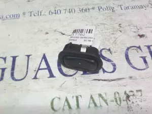 Foto de MANDO ELEVALUNAS DELANTERO DERECHO OPEL ASTRA G BERLINA referencia 13363100