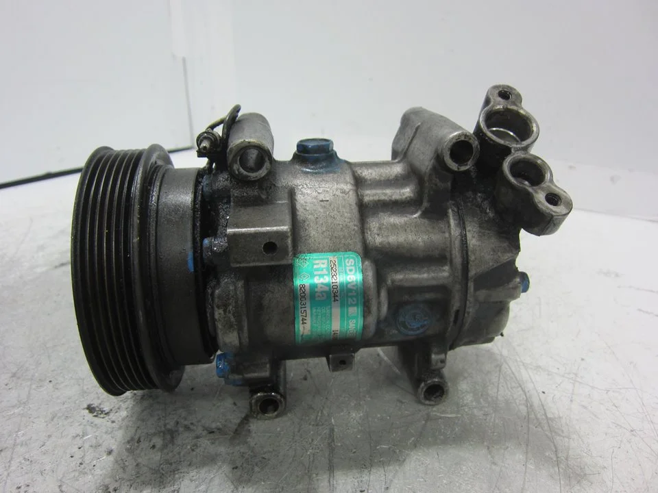 Foto de COMPRESOR AIRE ACONDICIONADO RENAULT CLIO II FASE II (B/CB0) 1.5 dCi Diesel (68 CV / 50 KW) referencia SD6V121416K