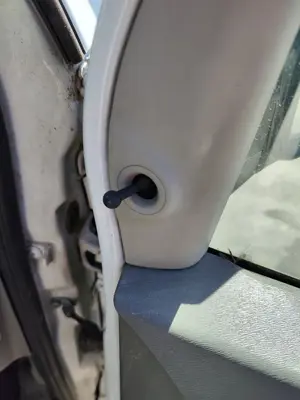 Foto de RETROVISOR DERECHO RENAULT KANGOO II (F/KW0) 1.5 dCi Diesel CAT (86 CV / 63 KW) referencia 7701068836 foto 3