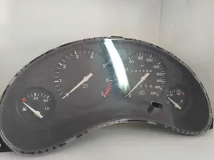 Foto de CUADRO INSTRUMENTOS OPEL CORSA B referencia 81117906