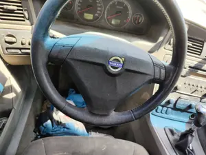 Foto de VOLANTE VOLVO S60 BERLINA 2.4 Diesel (126 CV / 93 KW) referencia 8693663 foto 3