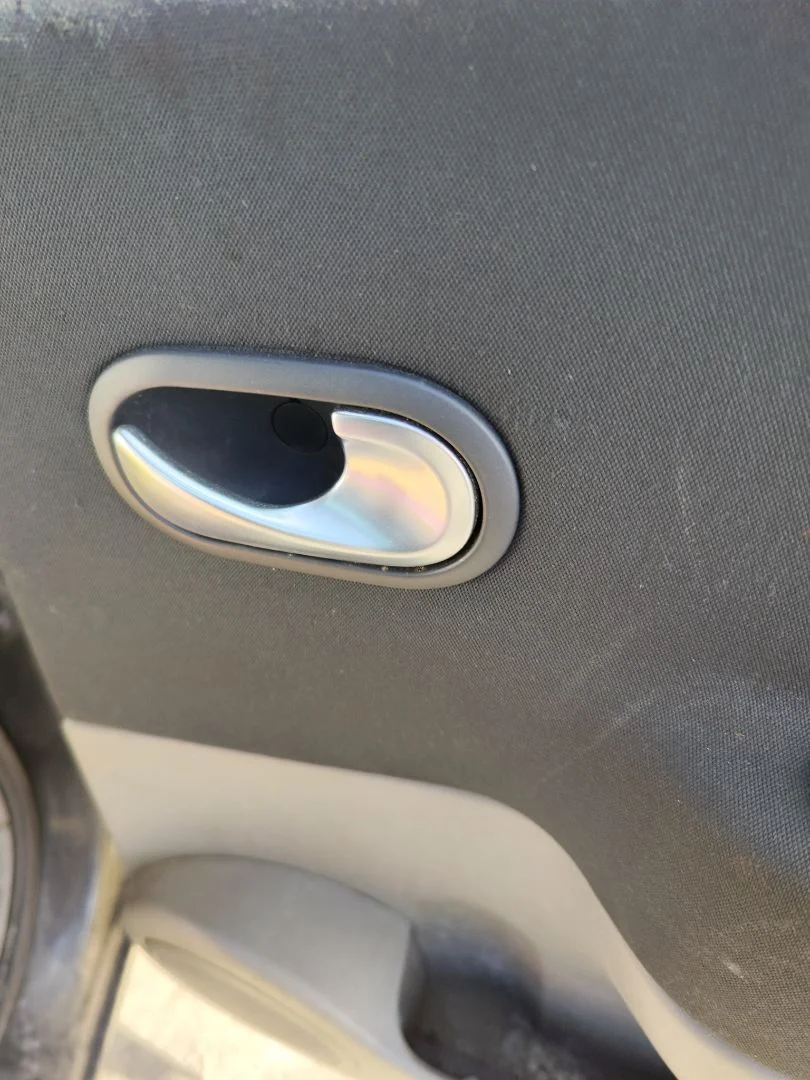 Foto de MANETA INTERIOR TRASERA DERECHA RENAULT SCENIC II (JM) 1.5 dCi Diesel (106 CV / 78 KW)