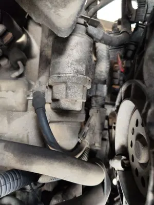 Foto de MOTOR ARRANQUE SKODA OCTAVIA BERLINA (1U2) 1.9 TDI (101 CV / 74 KW) referencia 02A911024D foto 5