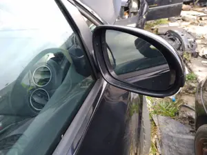 Foto de RETROVISOR DERECHO VOLKSWAGEN GOLF PLUS V (5M1) 1.9 TDI (105 CV / 77 KW)