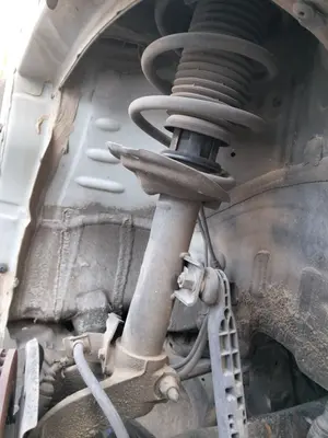 Foto de BRAZO SUSPENSION DELANTERO DERECHO SEAT ARONA (KJ) 1.6 TDI (116 CV / 85 KW)