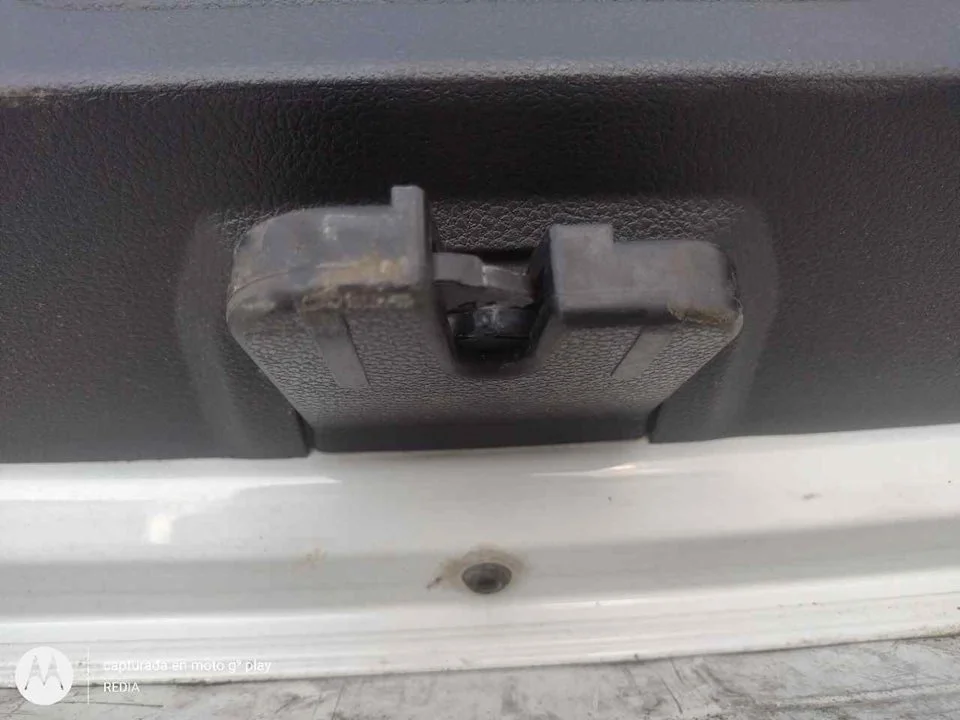 Foto de CERRADURA MALETERO / PORTON VOLKSWAGEN GOLF VII (5G1/BE1) 2.0 TDI (184 CV / 135 KW)