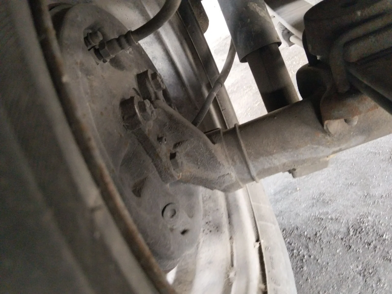 Foto de MANGUETA TRASERA IZQUIERDA FORD TRANSIT CONNECT (TC7) 1.8 TDCi CAT (110 CV / 81 KW)