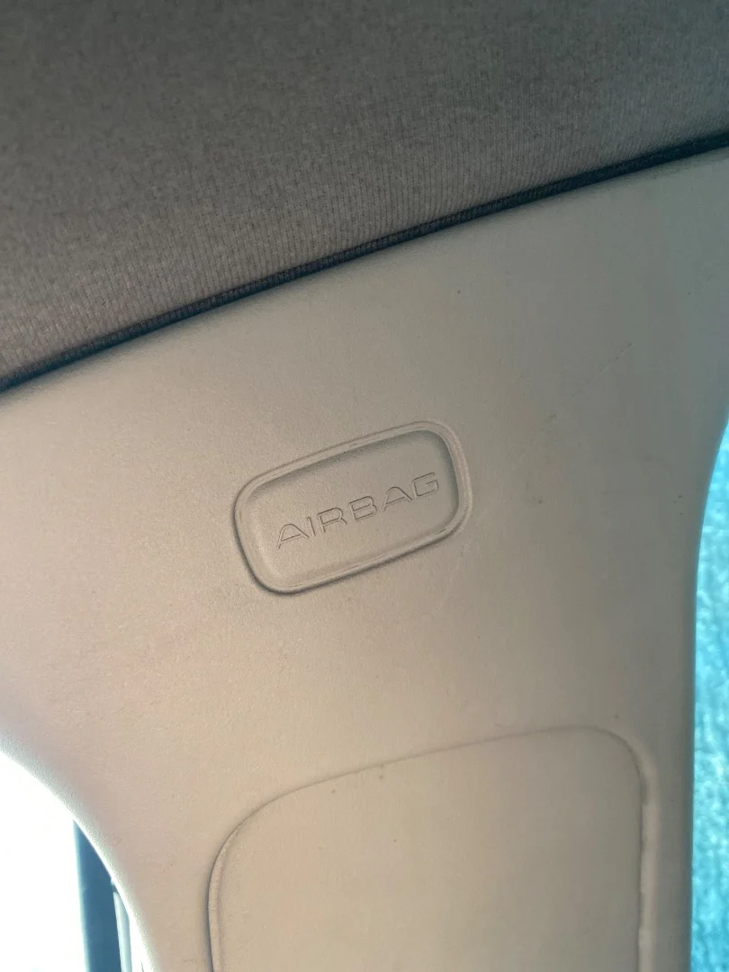Foto de AIRBAG LATERAL DERECHO PEUGEOT 307 BREAK / SW (S1)(04.2002) 2.0 16V HDi FAP CAT (RHR / DW10BTED4) (136 CV / 100 KW) referencia 8216FH