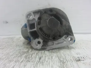 Foto de MOTOR ARRANQUE VOLKSWAGEN GOLF IV BERLINA (1J1)(10.1997) 1.6 (101 CV / 74 KW) referencia 8200240487 foto 3