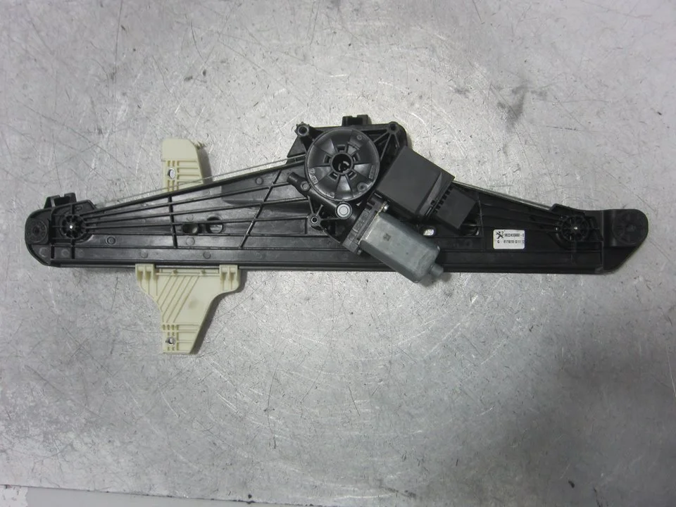 Foto de ELEVALUNAS TRASERO IZQUIERDO CITROEN C5 AIRCROSS 1.2 12V e-THP / PureTech (131 CV / 96 KW) referencia 9822455080