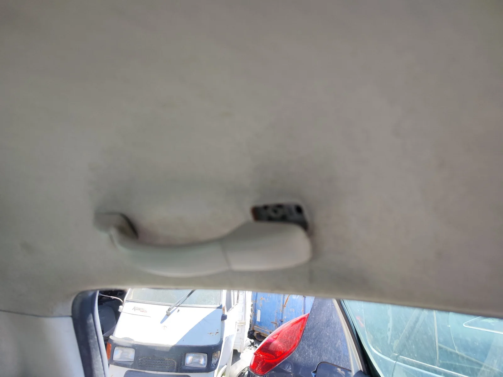 Foto de ASIDERO TECHO TRASERO IZQUIERDO PEUGEOT 207 1.4 (73 CV / 54 KW) referencia 9128W5