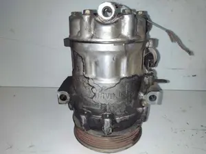 Foto de COMPRESOR AIRE ACONDICIONADO CITROEN NEMO 1.4 (73 CV / 54 KW) referencia 51893889 foto 4