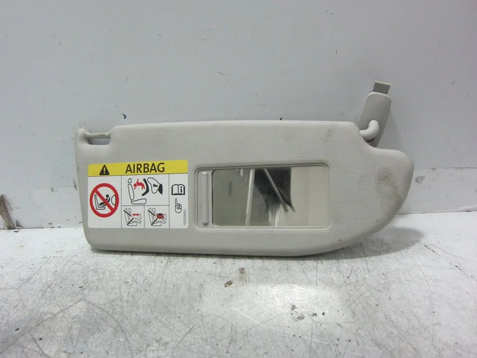 Foto de PARASOL DERECHO SEAT IBIZA BERLINA (6J5) 1.2 TSI (86 CV / 63 KW) referencia 6J0857552C