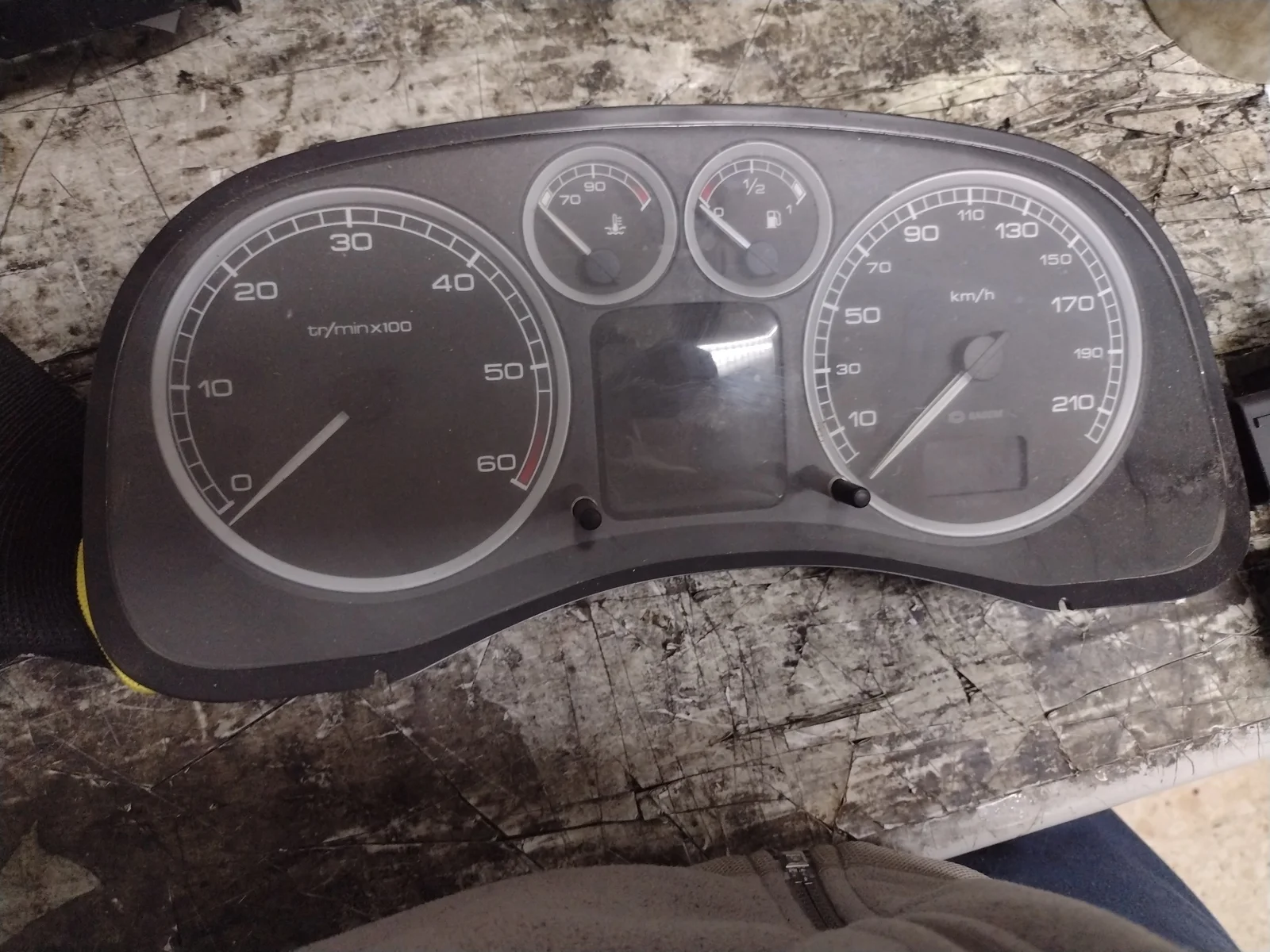 Foto de CUADRO INSTRUMENTOS PEUGEOT 307 BERLINA (S2) referencia P9646742480