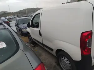 Foto de PILOTO TRASERO IZQUIERDO PEUGEOT BIPPER TEPEE 1.3 16V HDi FAP (75 CV / 55 KW)