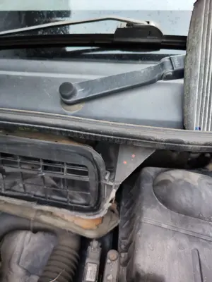 Foto de MOTOR LIMPIA DELANTERO OPEL VIVARO FURGÓN/COMBI 2.0 16V CDTI (114 CV / 84 KW)