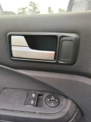 Foto de MANETA INTERIOR DELANTERA IZQUIERDA FORD FOCUS C-MAX (CAP)(2003) 1.6 TDCi CAT (109 CV / 80 KW) referencia 1470113