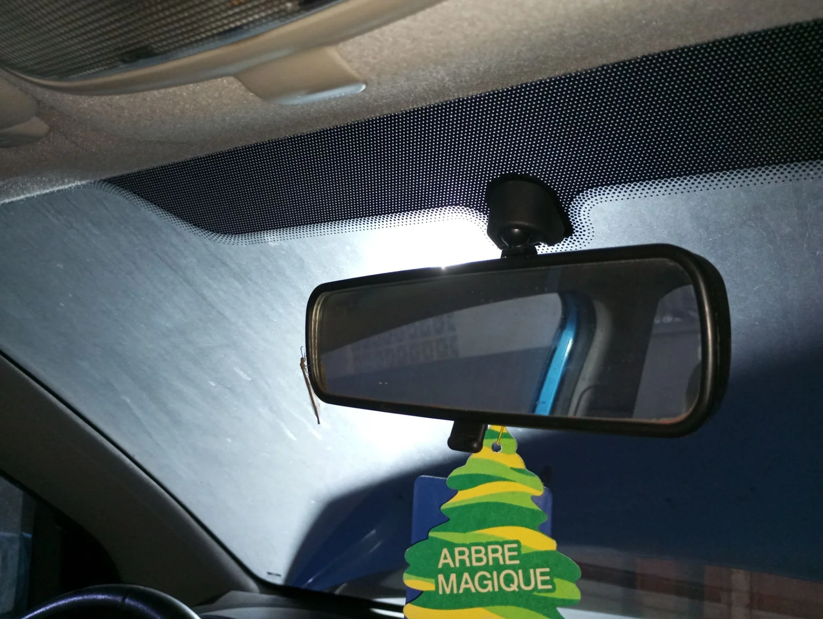 Foto de RETROVISOR INTERIOR FORD FIESTA (CBK) 1.25 16V CAT (69 CV / 51 KW)